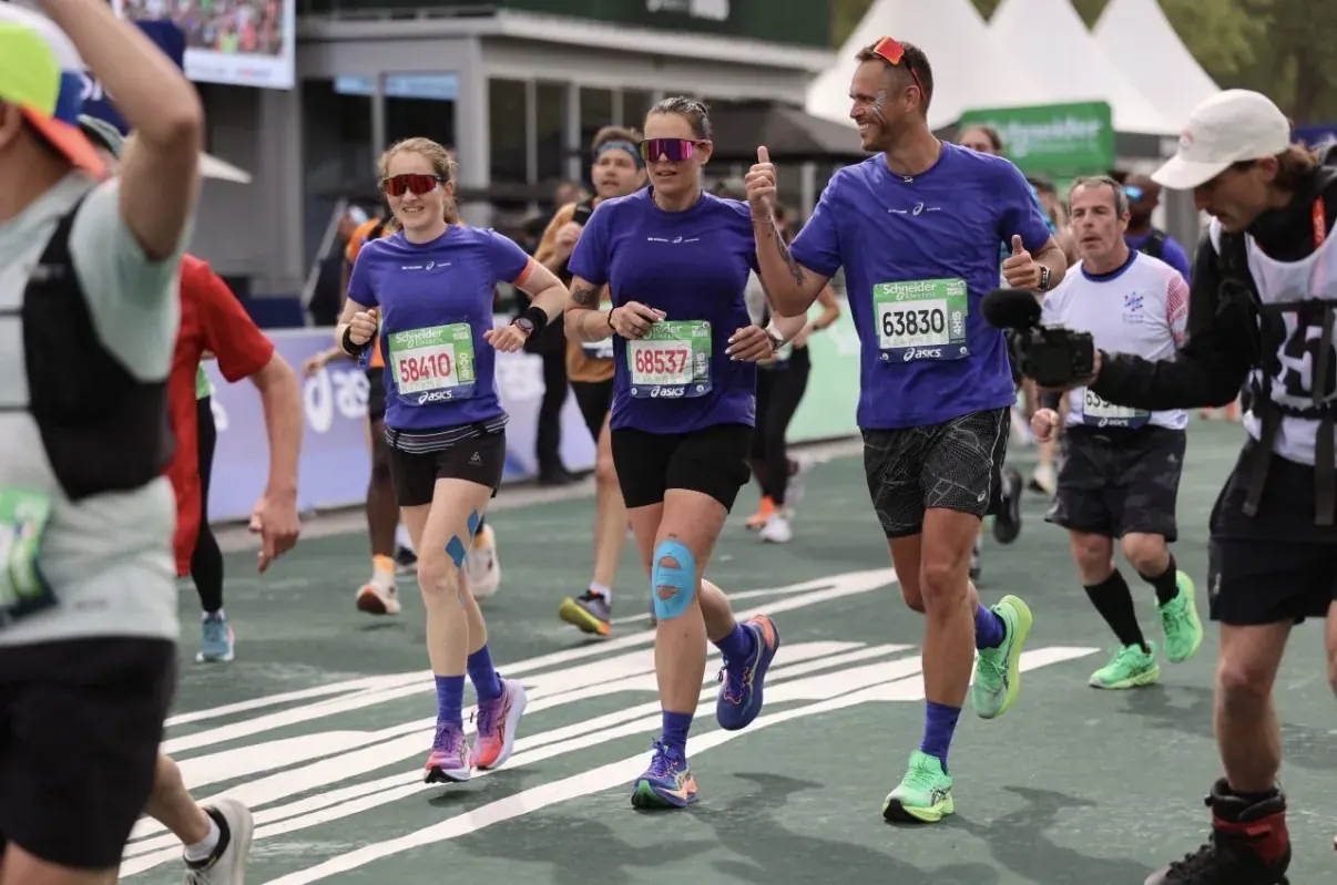 Laure et Nicolas Manaudou au Marathon de Paris 2026